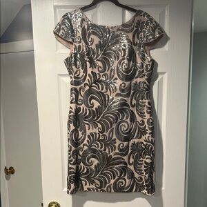 Adrianna Papell Black and Cream Swirl Mini Dress